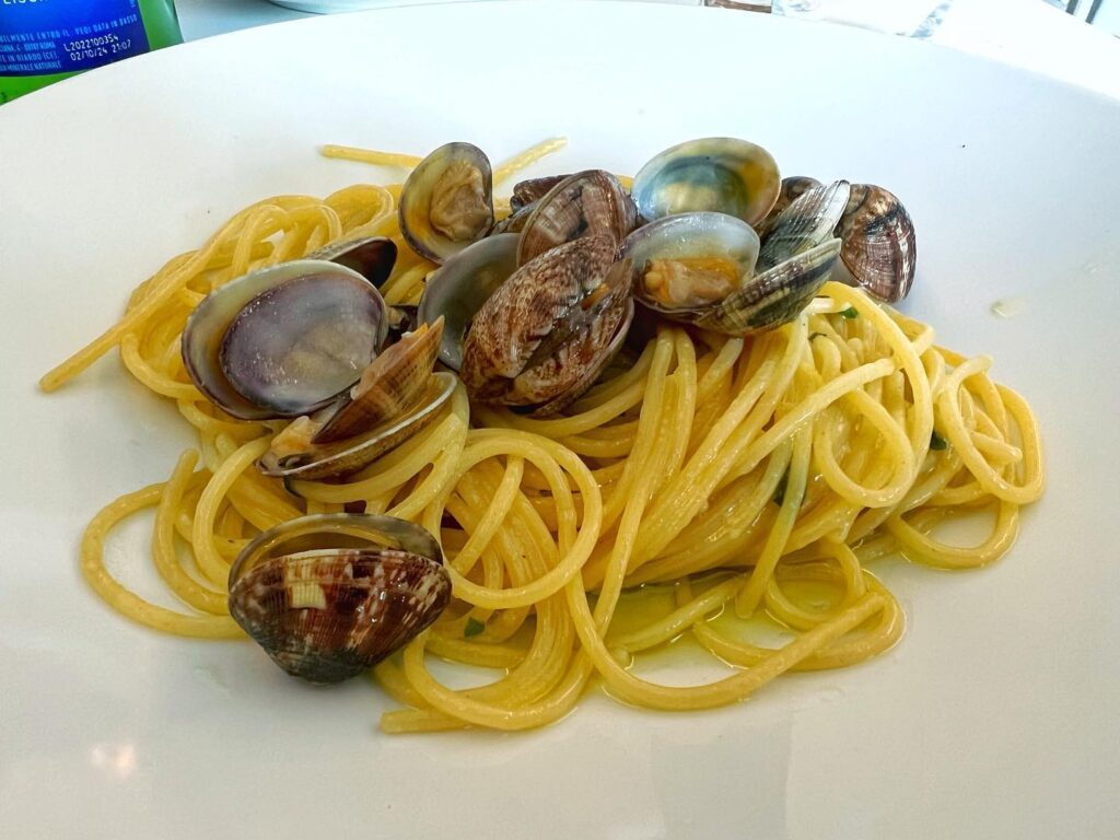 Spaghetto Alle Vongole Costiera Sorrentina